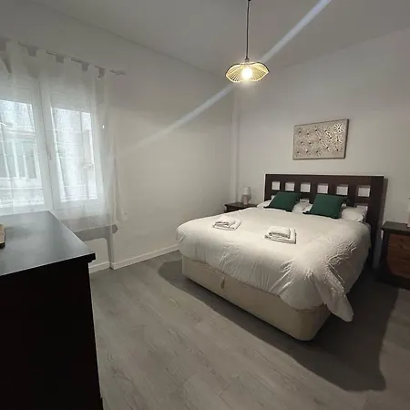 Rghost-apartamento Alonso De Burgos En El Centro De * Kordoba