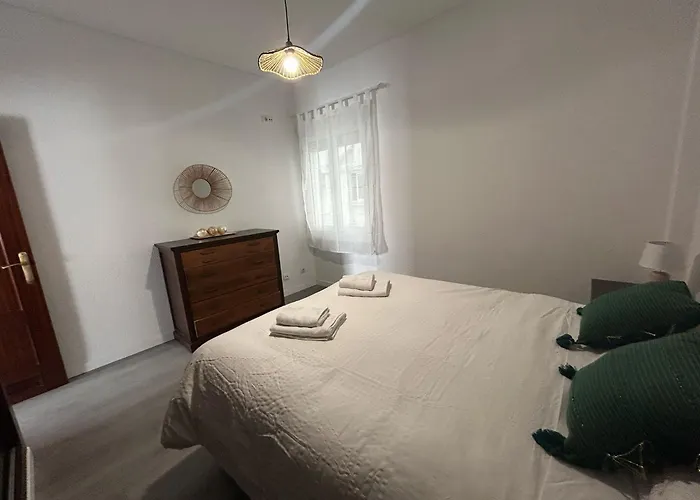 Rghost-apartamento Alonso De Burgos En El Centro De *